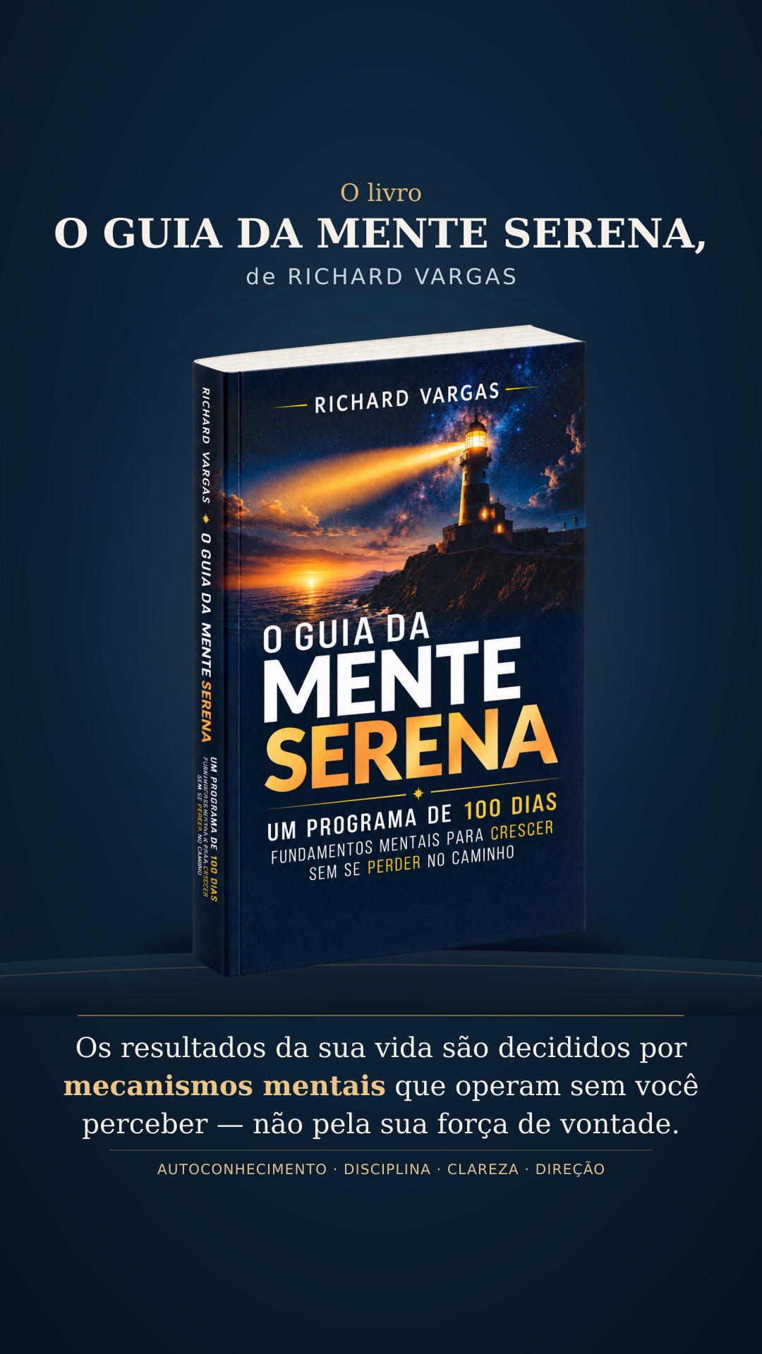 Mockup do livro O Guia da Mente Serena, de Richard Vargas, com farol na capa navy e dourada